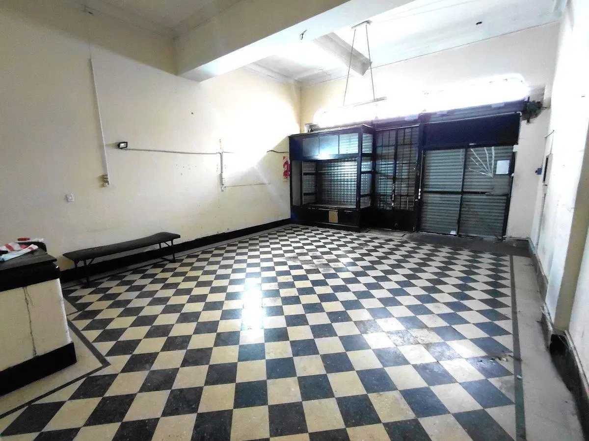 VENTA LOCAL CON VIVIENDA 127m2 SALTA 1557 y GARAY 2