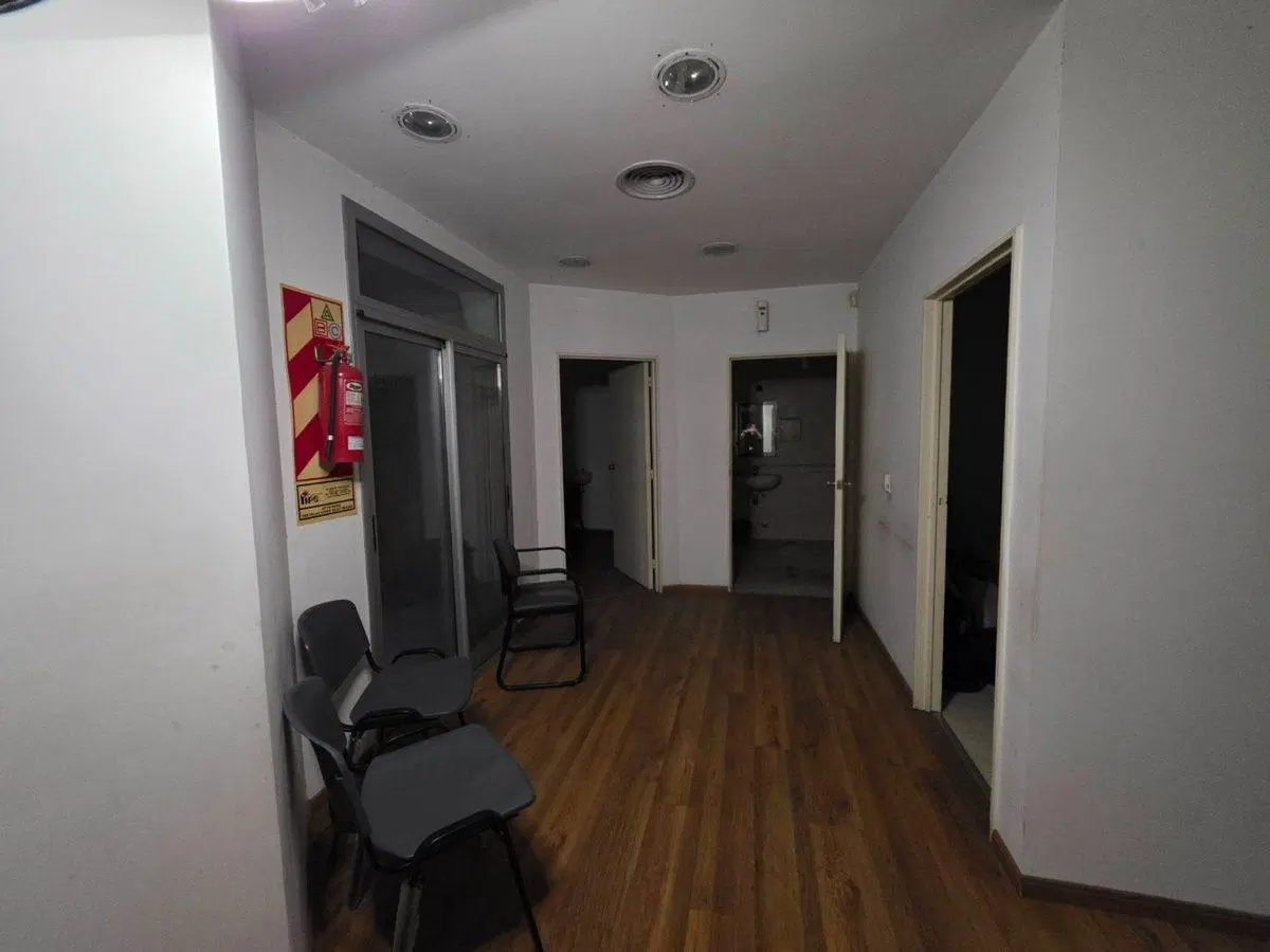 Local Venta Policonsultorios 272m² equipado 2