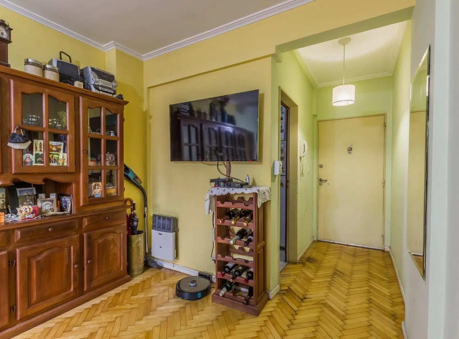 Departamento 4 ambientes Almagro balcon y patio 4