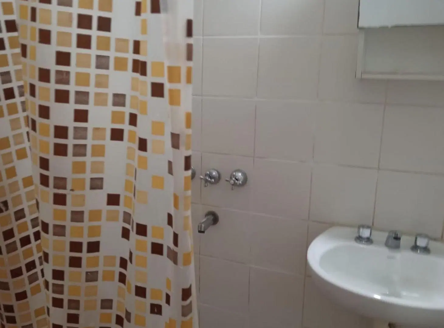 VENTA 2 AMBIENTES CON RENTA EN ABASTO 2