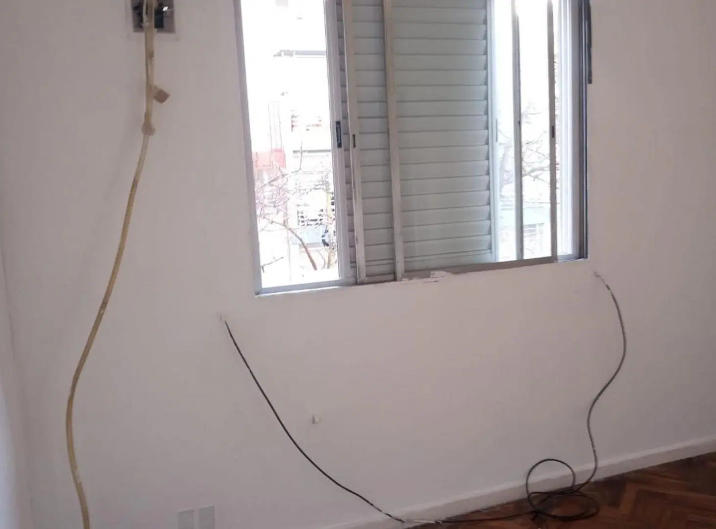 VENTA 2 AMBIENTES CON RENTA EN ABASTO 4
