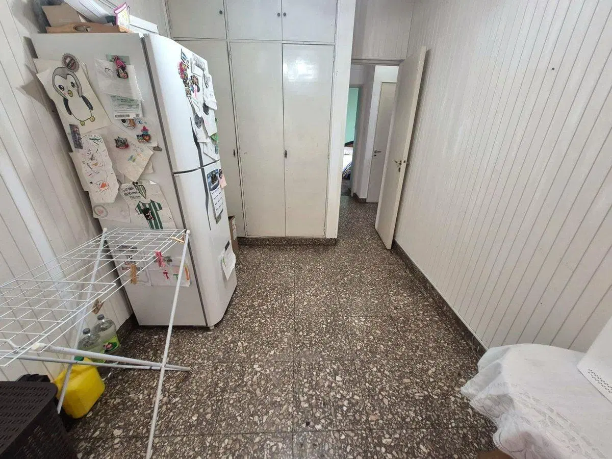 DEPARTAMENTO 3 AMBIENTES BANFIELD UBICACION IDEAL 2
