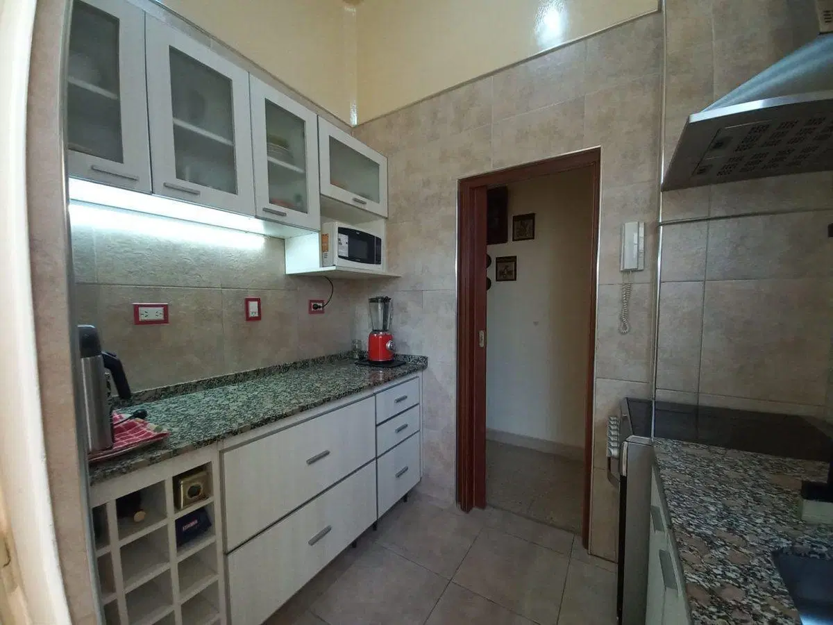 DEPARTAMENTO 3 AMB CON DEPENDENCIA BALVANERA 5