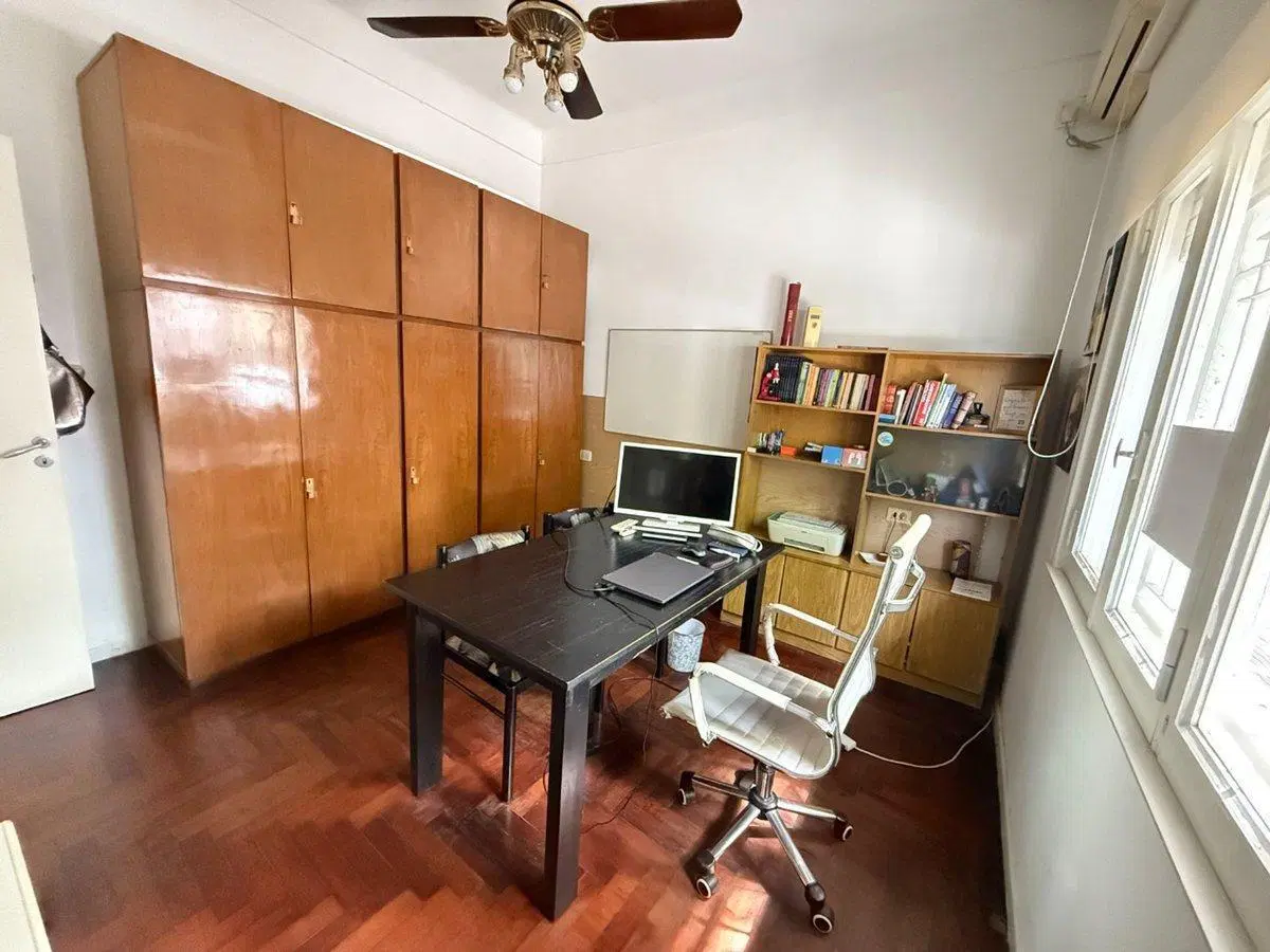 Casa 6 ambientes venta en flores terraza quincho 3