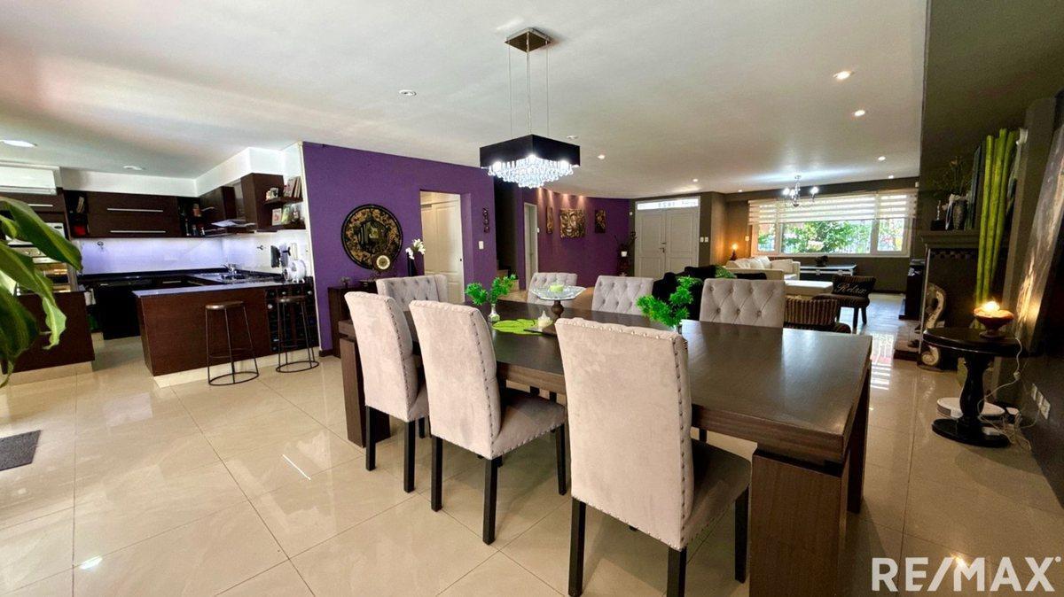 Foto de CASA EN EXCELENTE ESTADO 6 AMB. JARDIN Y PISCINA, imagen 3