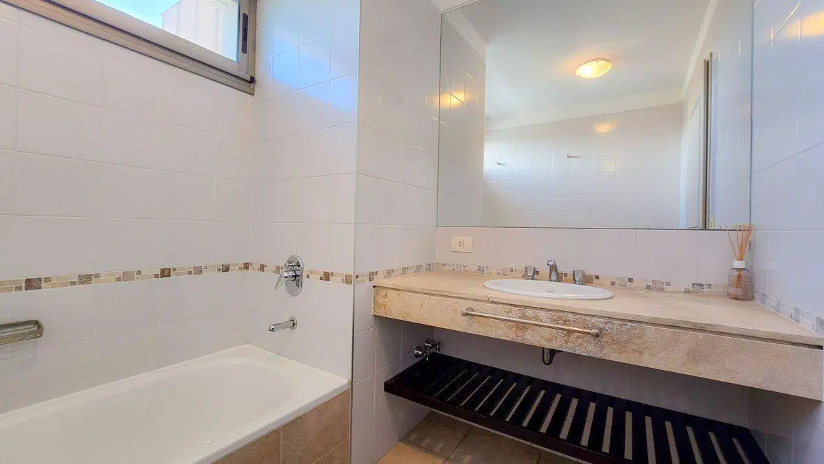 Venta departamento 2 ambientes Nordelta Cochera 2