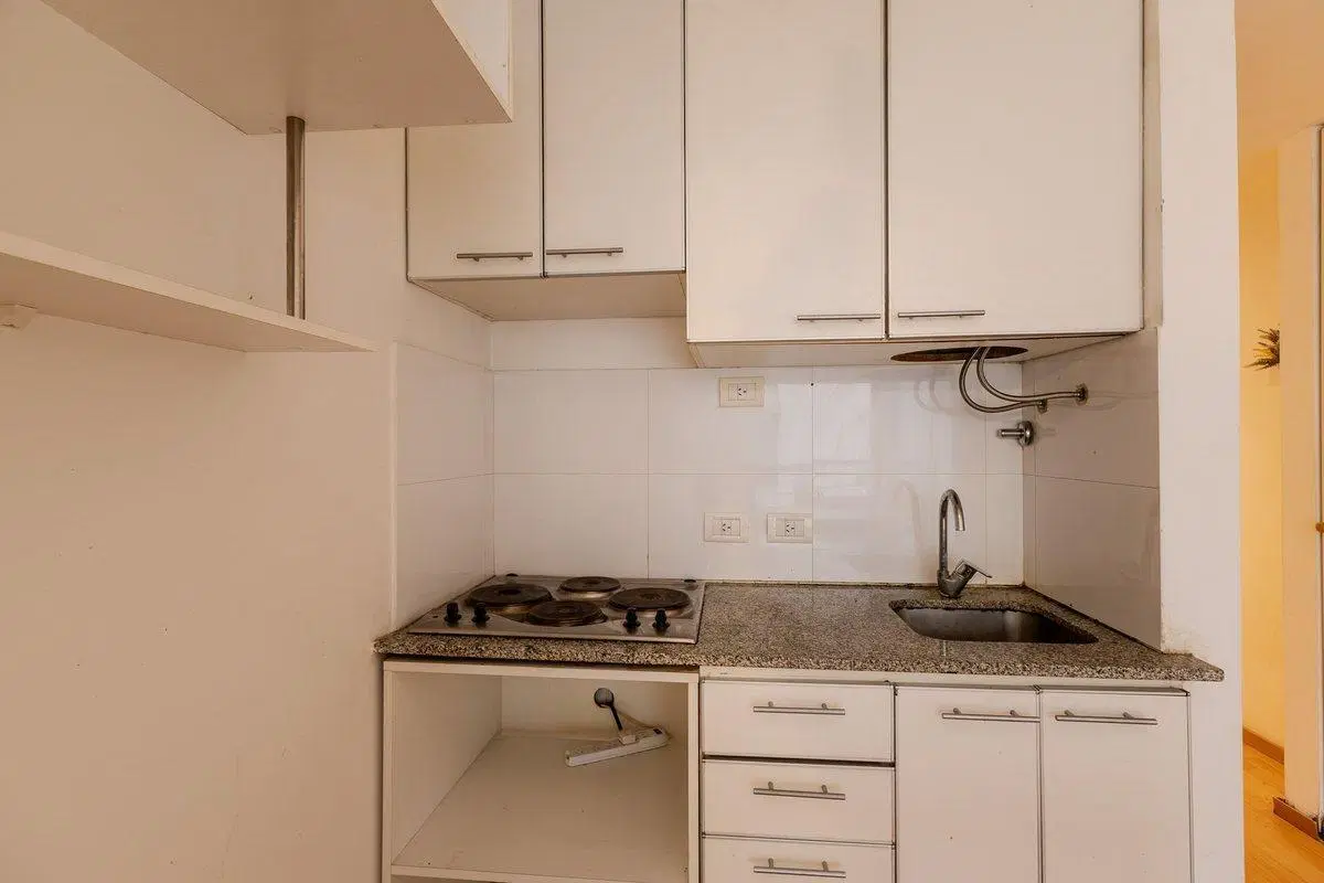 VENTA MONOAMBIENTE CON COCHERA Y PILETA AV BOEDO!! 4