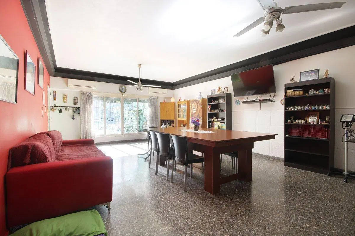 VENTA CASA 4 AMBIENTES EN PB MONTE CASTRO TERRAZA 4