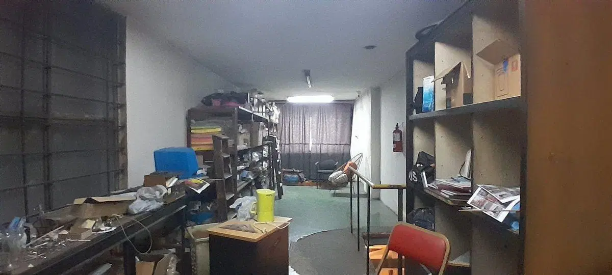 Venta Local en tribunales 5