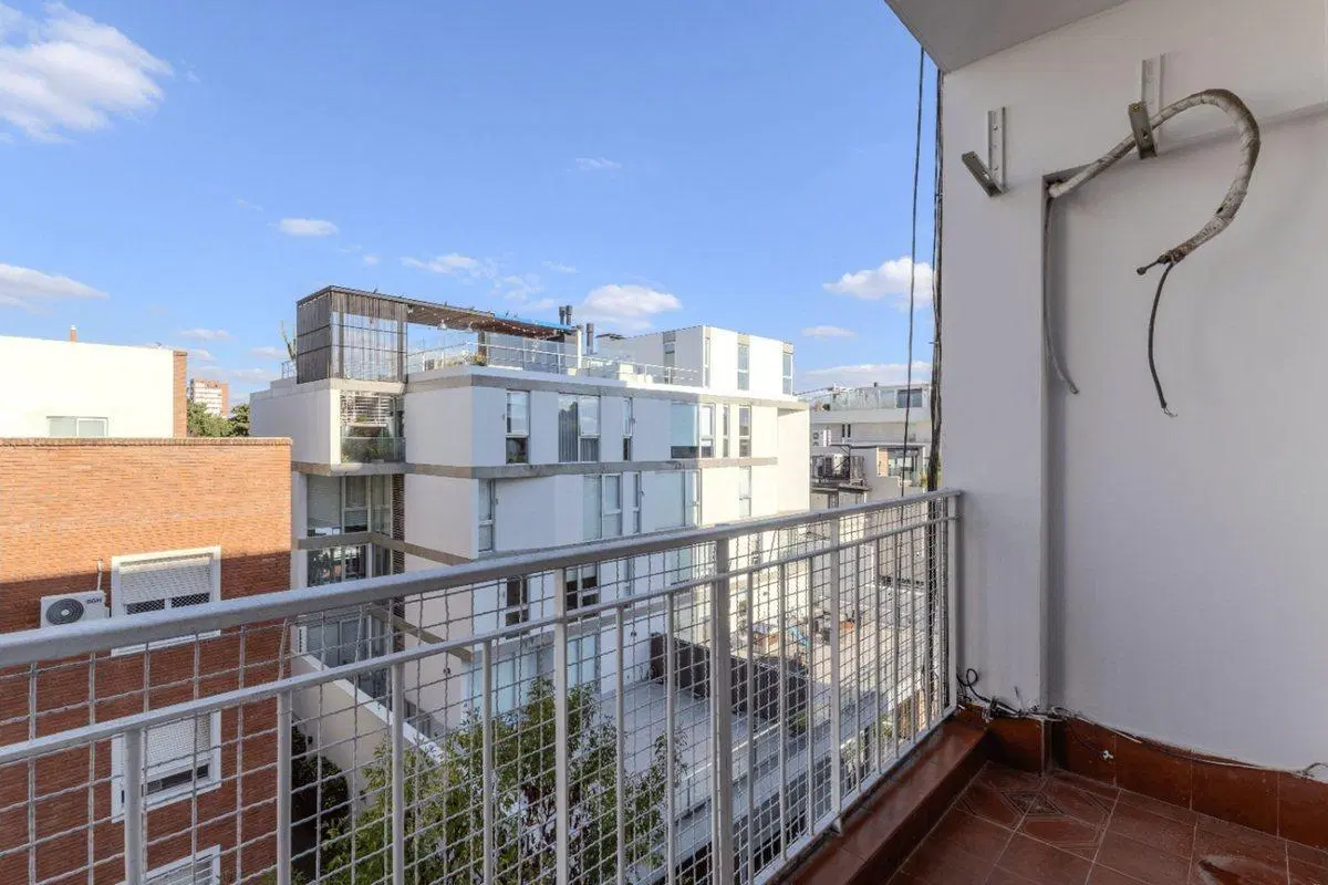 DEPARTAMENTO 3 AMBIENTES REFACCIONADO - DEVOTO 4