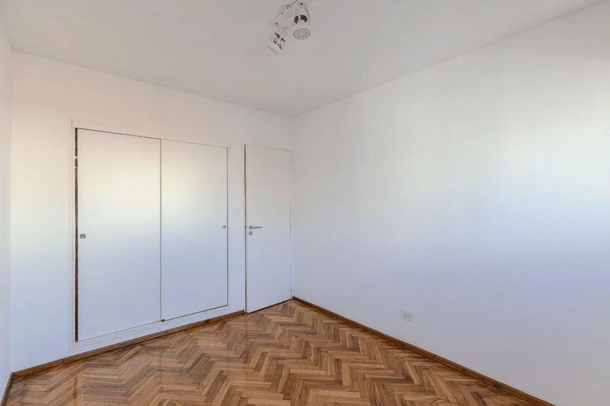 DEPARTAMENTO 3 AMBIENTES REFACCIONADO - DEVOTO 8