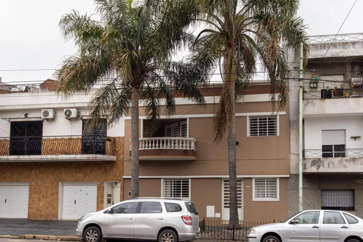 VENTA CASA 5 AMBIENTES PARQUE CHACABUCO TERRAZA 2