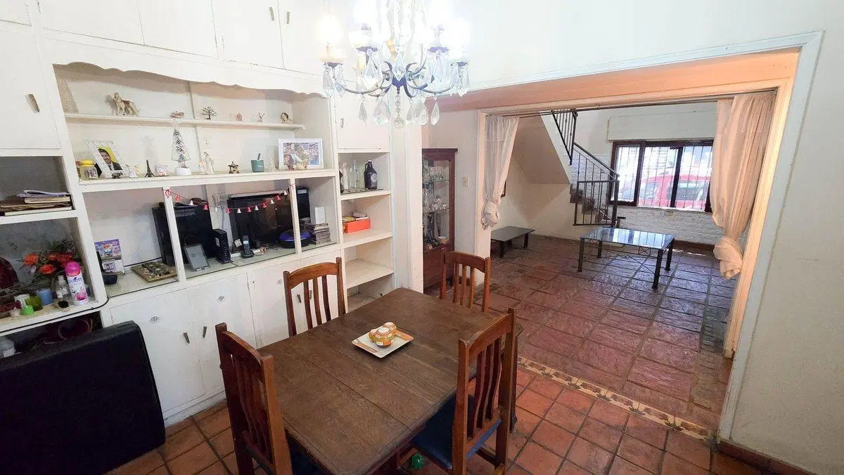 VENTA CASA 4 AMB TERRAZA Y COCHERA EN BOEDO 5