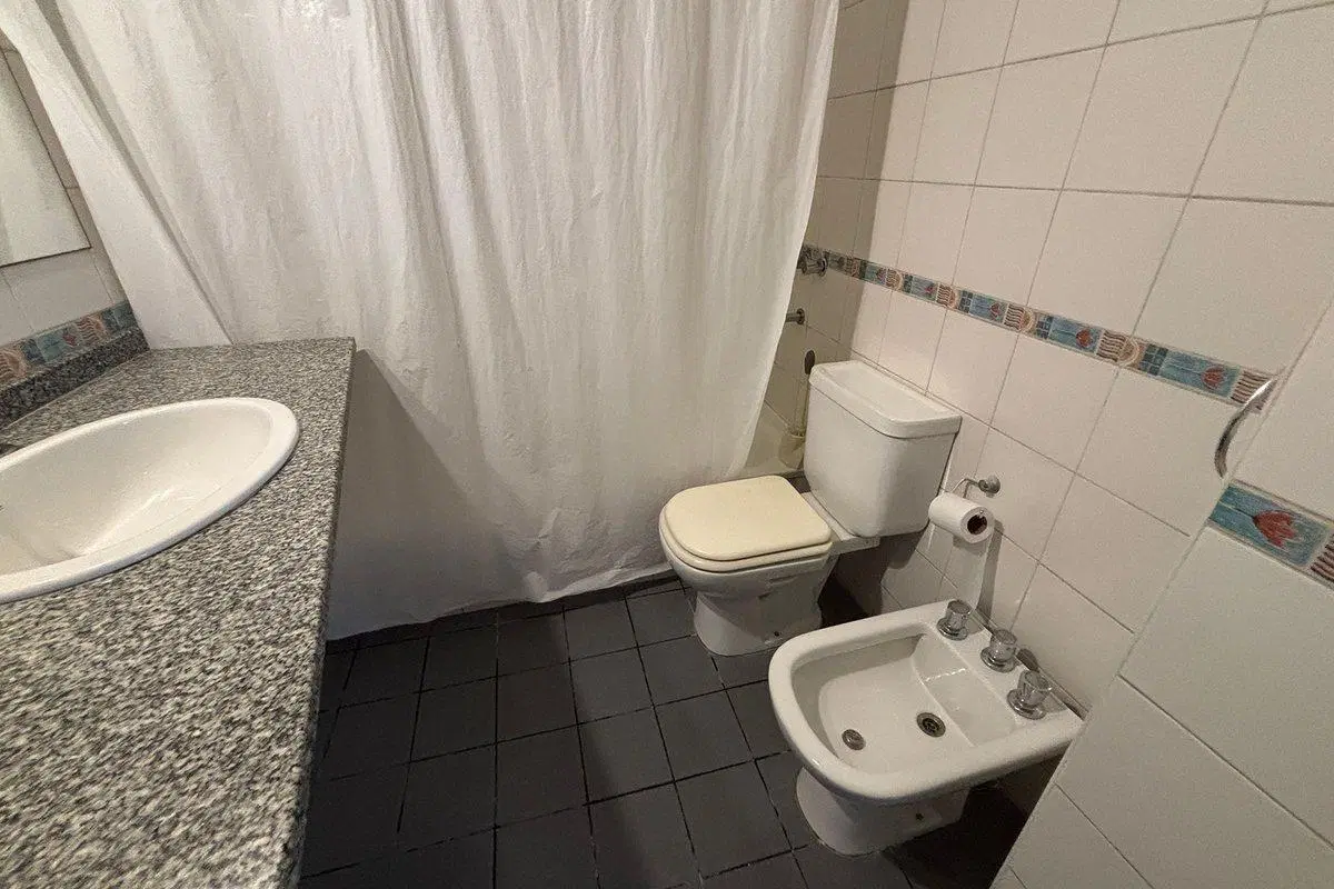 Venta PH 2 ambientes Saavedra con balcón cochera 5