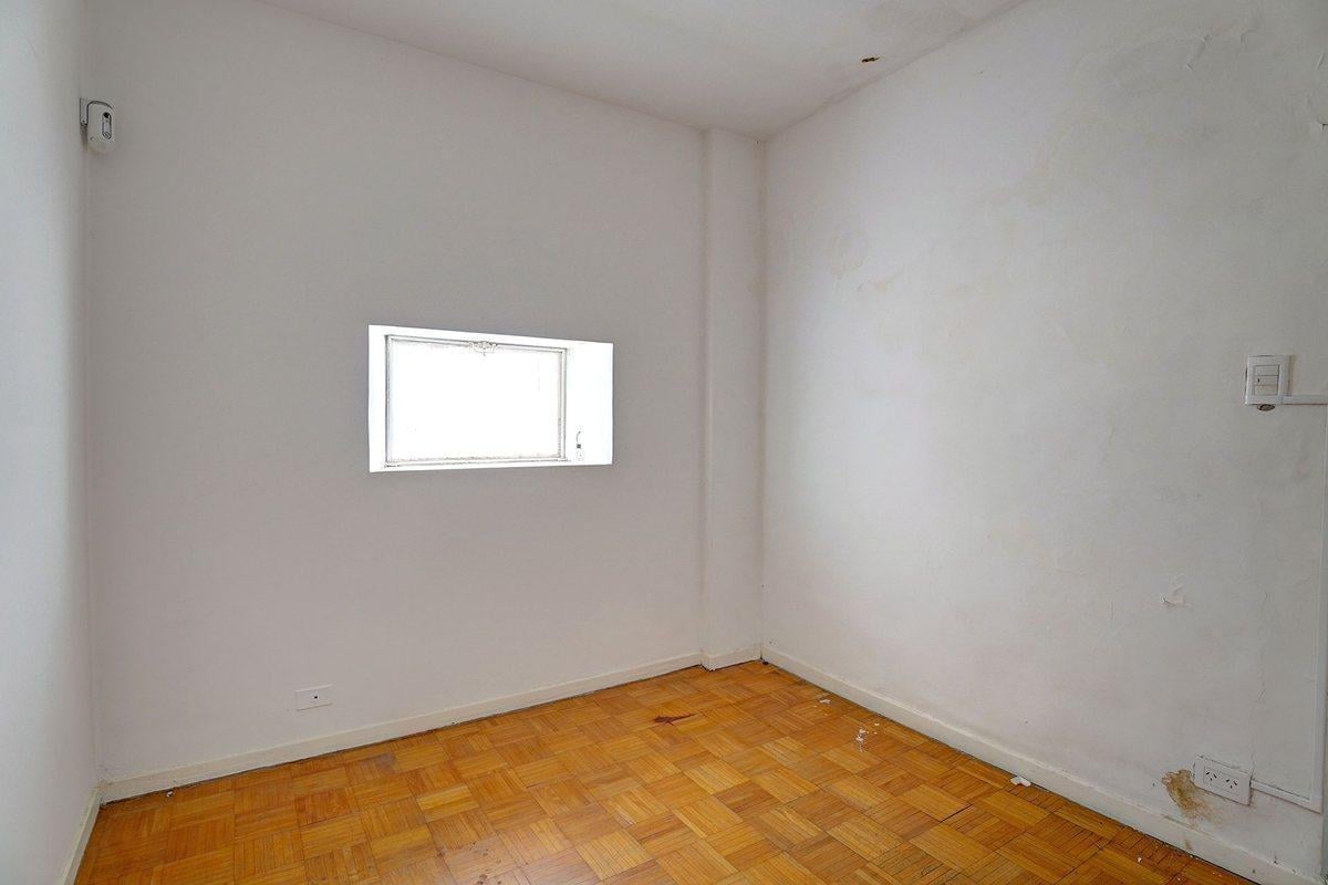 Venta dos ambientes en Retiro con Balcón