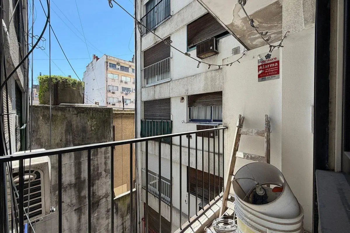 Venta dos ambientes en Retiro con Balcón 8