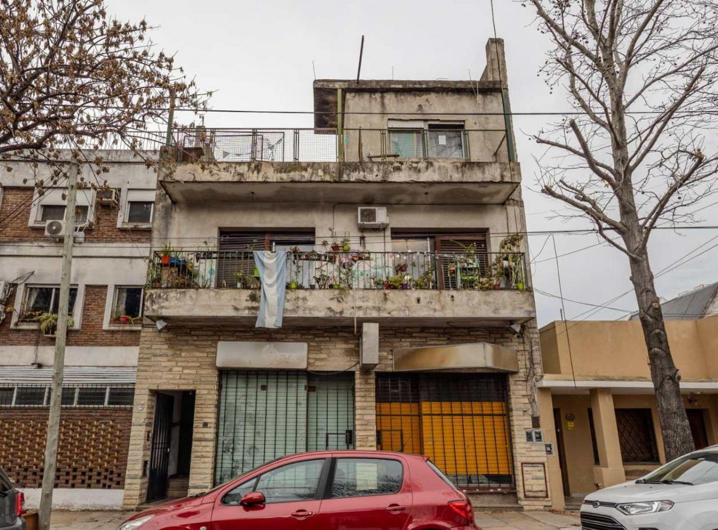 VENTA CASA MULTIFAMILIAR EN DOS UNIDADES EN OLIVOS