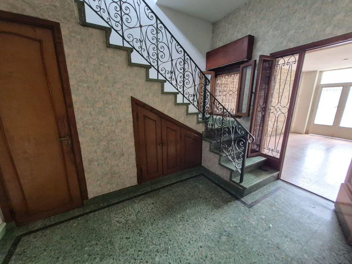 CASA 5 AMBIENTES VENTA LOMAS DE ZAMORA JARDIN 3