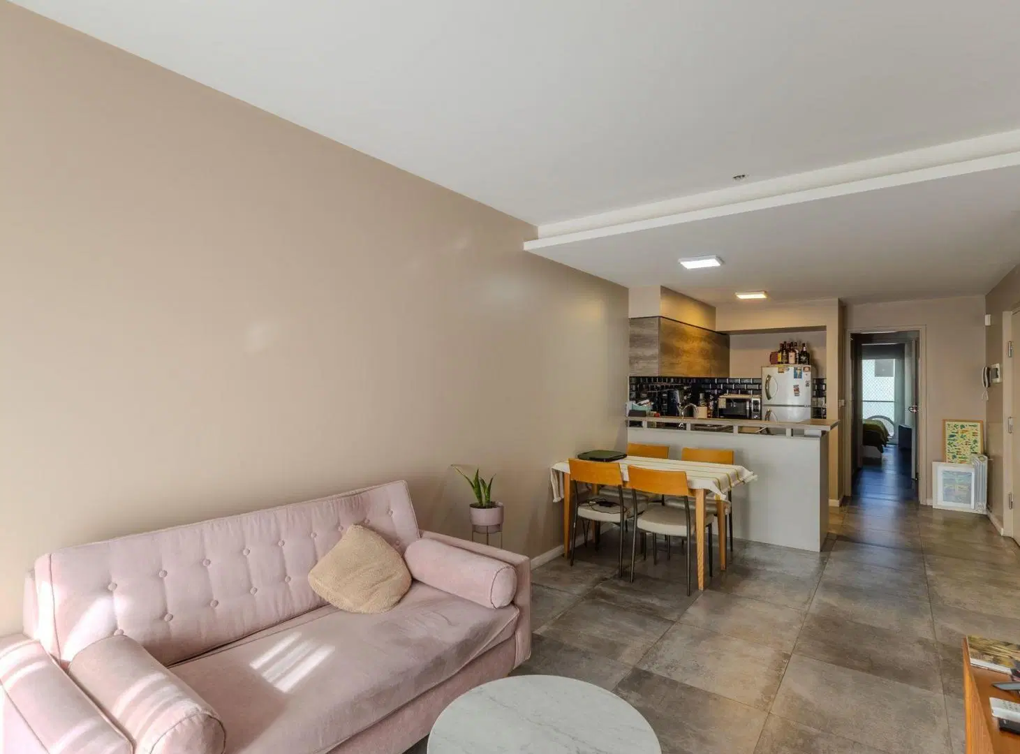 VENTA DEPARTAMENTO 2 AMBIENTES COCHERA SAENZ PEÑA 4