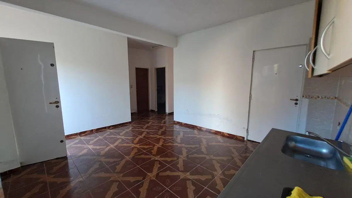 VENTA CASA 3 AMBIENTES CON PATIO Y GARAGE. EZEIZA 5
