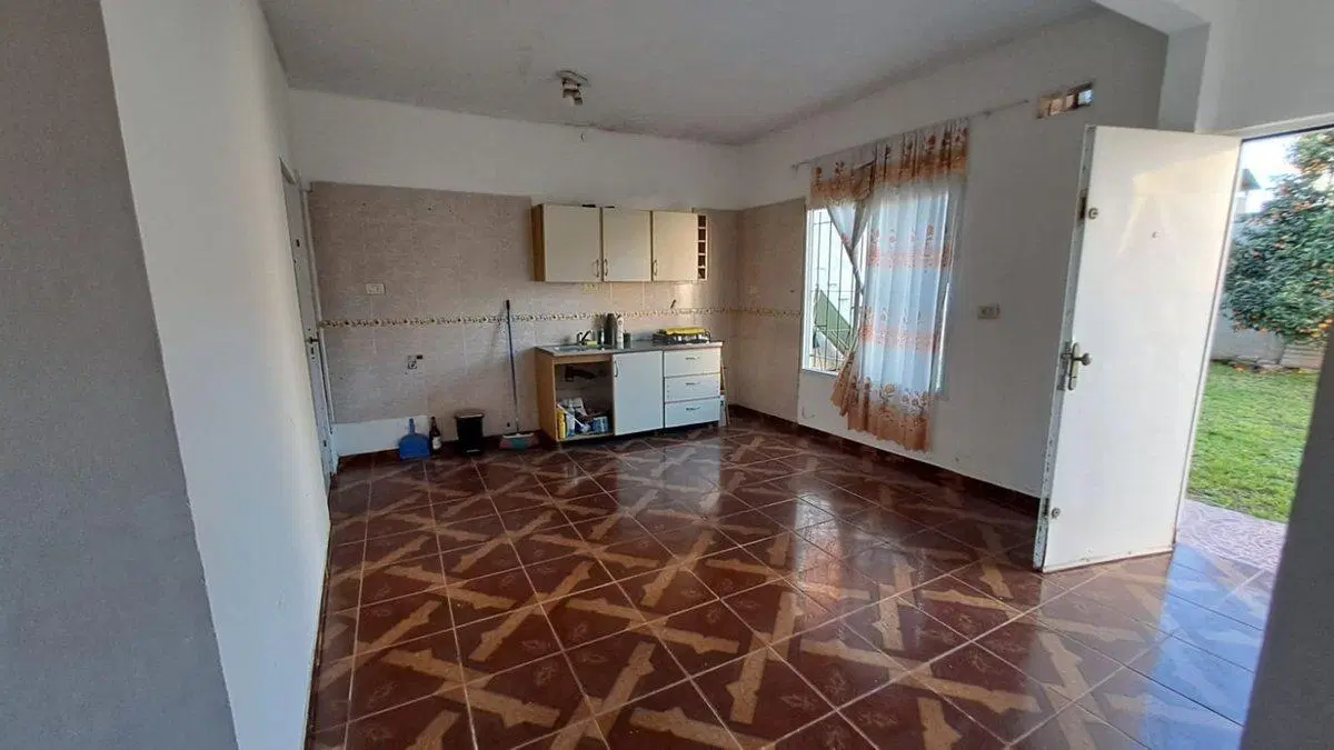 VENTA CASA 3 AMBIENTES CON PATIO Y GARAGE. EZEIZA 4