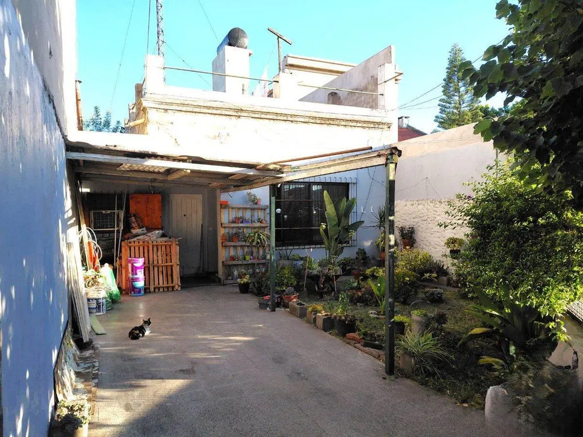 VENTA CASA - LOTE 222 M2 GRAL. PAZ 11.200 LINIERS 4