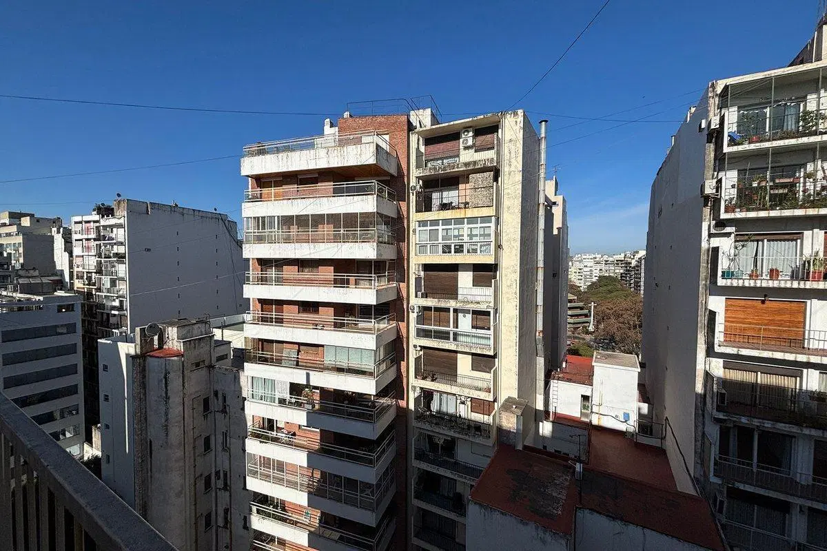 DEPARTAMENTO 2 DORMITORIOS BALCON COCHERA RECOLETA 5