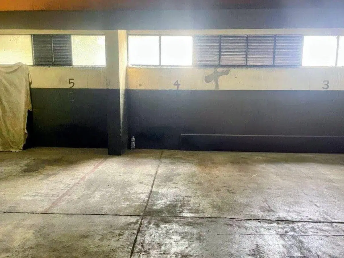 Cochera cubierta en venta - 12m2 - Balvanera 2