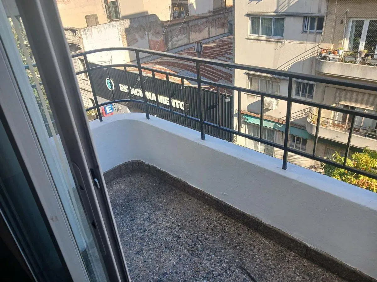 ALQUILER RECOLETA DEPTO 3 AMB BALCON AL FRENTE 2