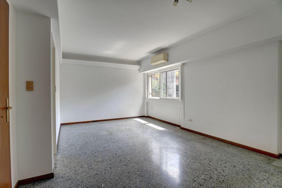 Foto de VENTA DEPTO 2 AMBIENTES FLORES BAJAS EXPENSAS, imagen 1