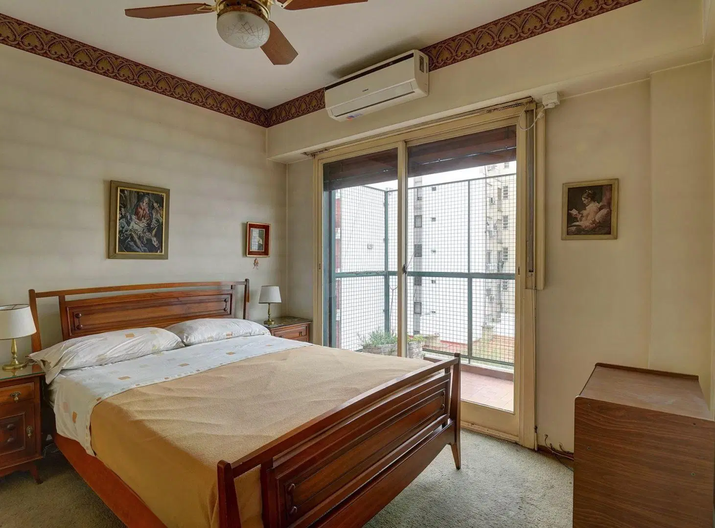 VENTA DEPTO 5 AMB CABALLITO PISO UNICO 2 COCHERAS 4