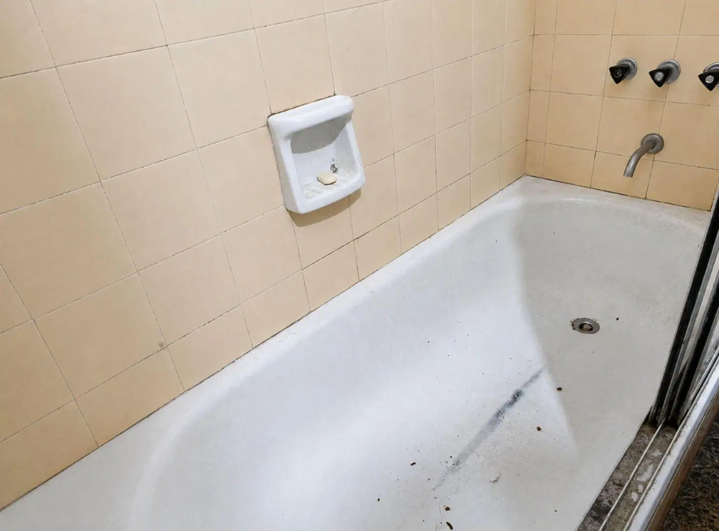 VENTA DEPARTAMENTO 2 AMB A MTS CENTRO AVELLANEDA!! 2
