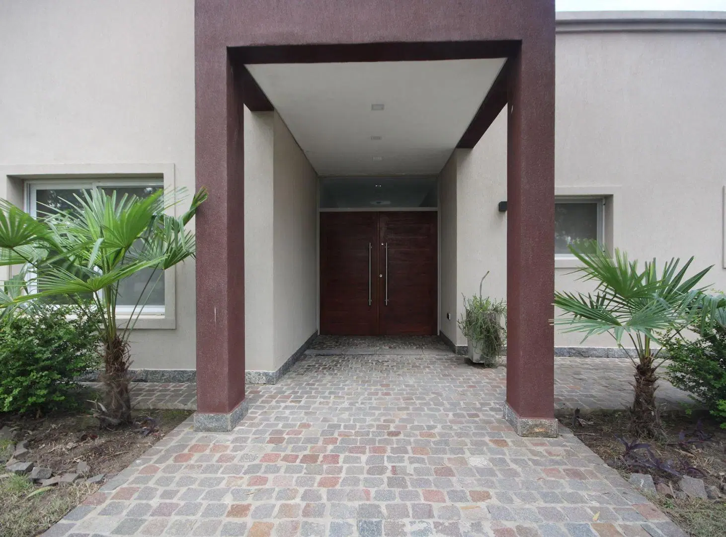 VENTA CASA 5 AMBIENTES EN MIRALAGOS 1 2