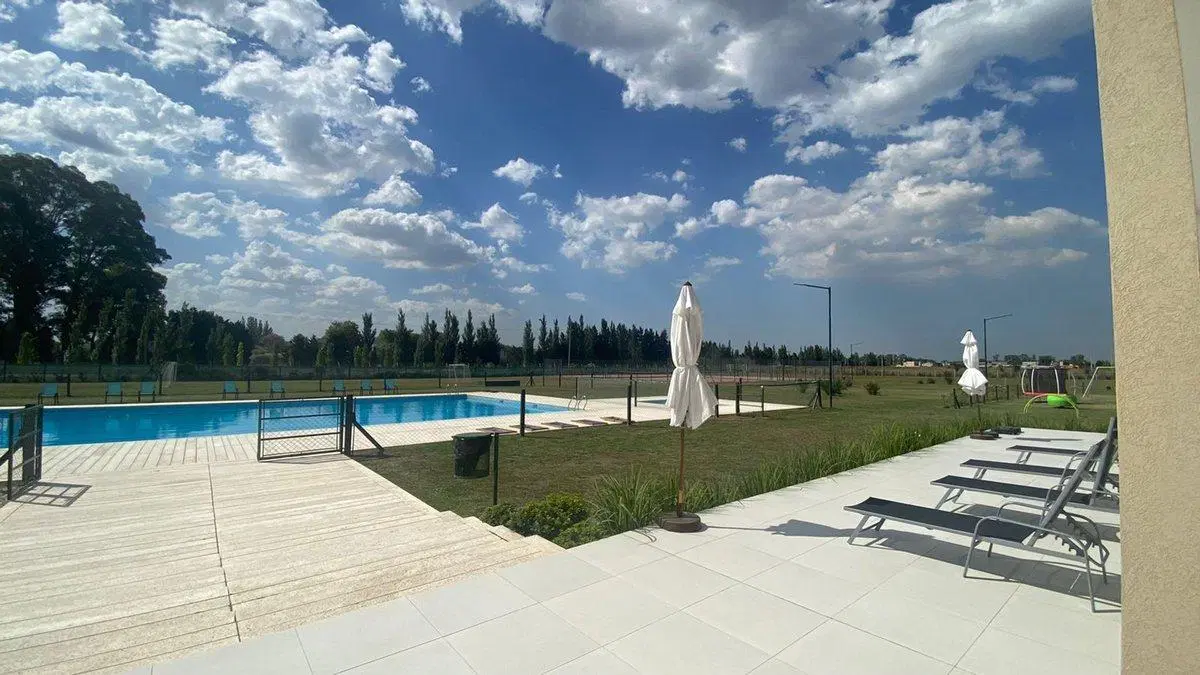 VENTA LOTE EN BARRIO PRIVADO DE SAN VICENTE 3