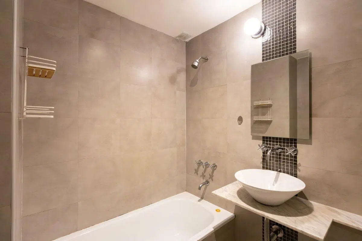 VENTA DEPARTAMENTO 2 AMBIENTES BALCON PARQUE CHAS 3