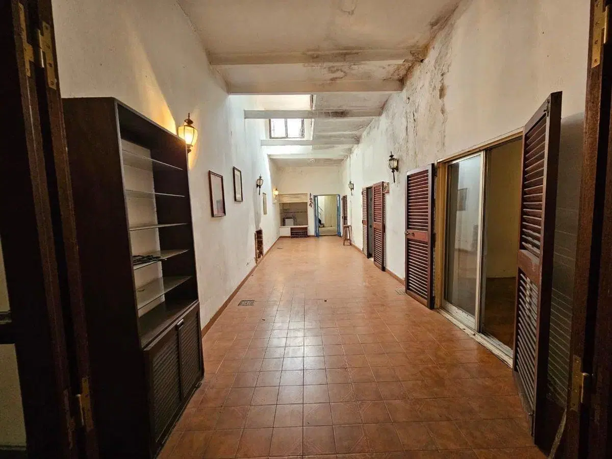 VENTA CASA 5 AMBIENTES A REFACCIONAR. OPORTUNIDAD 2