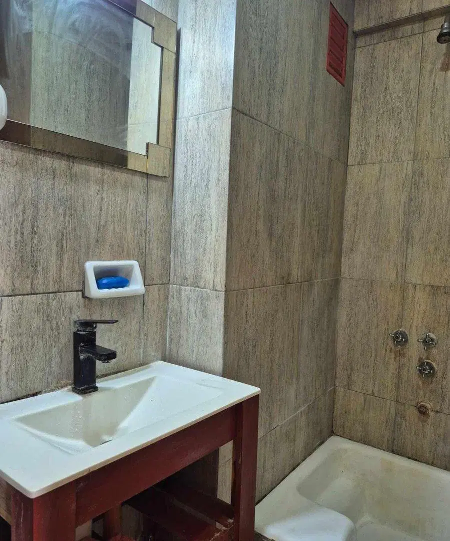 VENTA DEPARTAMENTO 3 AMBIENTES VILLA GRAL MITRE 5