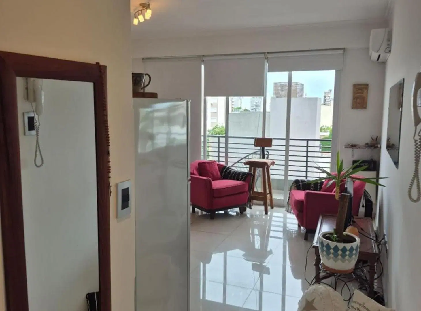 VENTA MONOAMBIENTE MONTE CASTRO CON BALCON 5