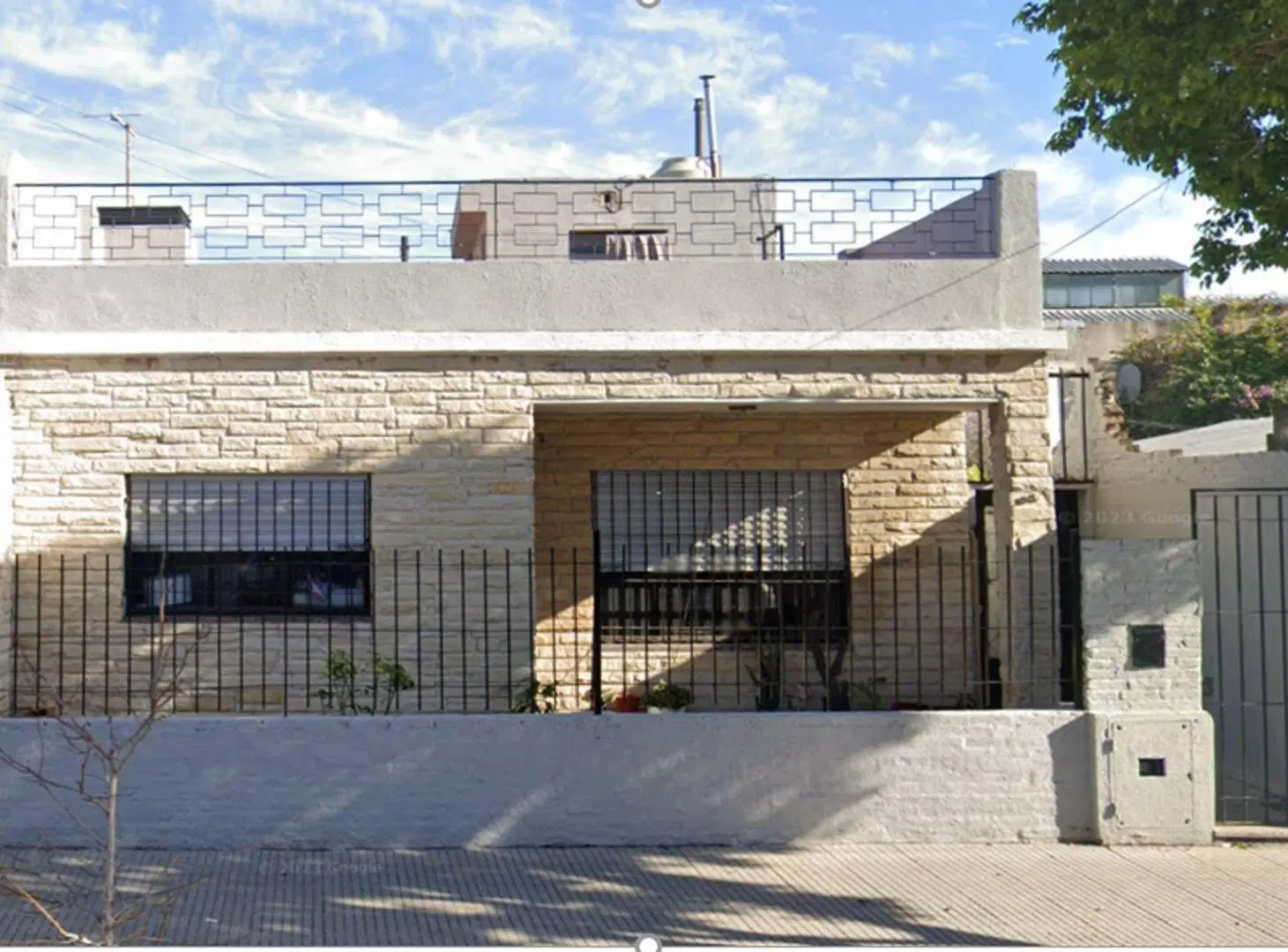 VENTA CASA 3 AMBIENTES FONDO JARDIN 3