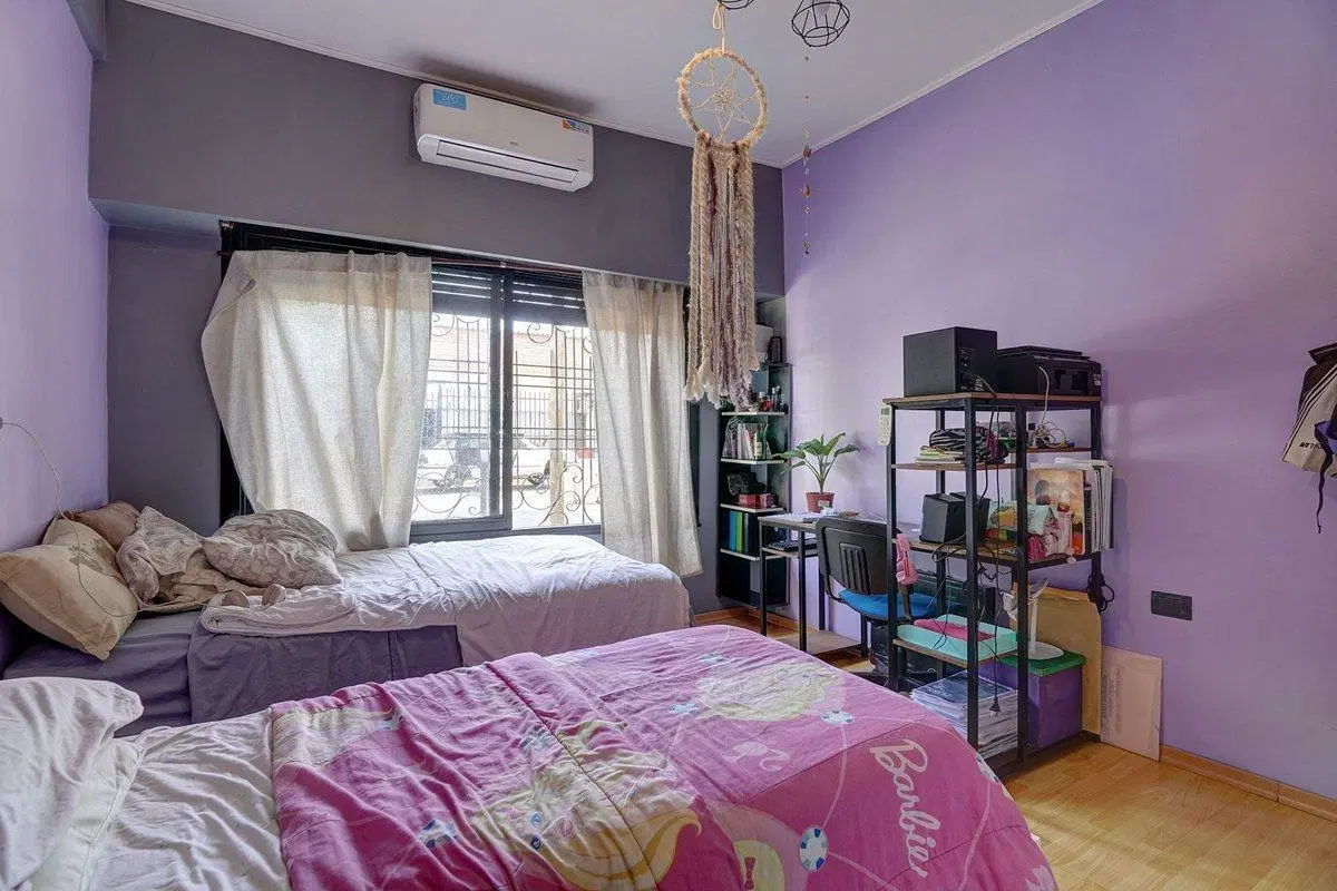 Venta Casa 4 Ambientes Lomas del Mirador 5