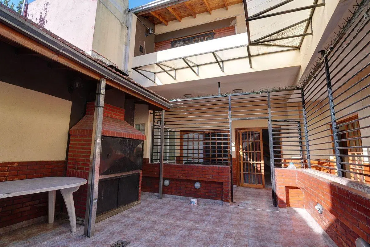 Venta PH 5 Ambientes Villa Luro 2