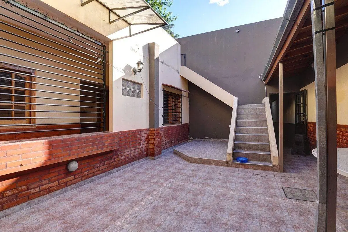 Venta PH 5 Ambientes Villa Luro 3