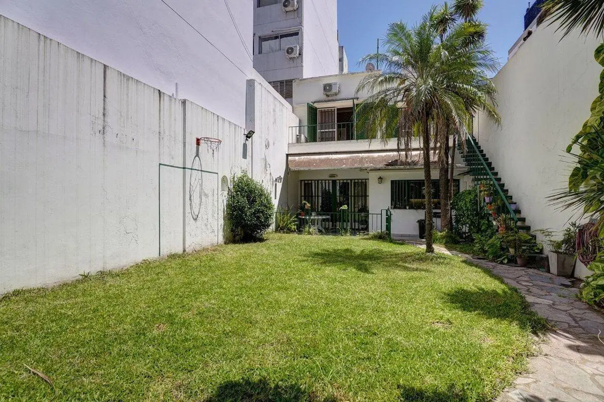 VENTA CASA 6 ambientes CABALLITO PARQUE COCHERA 3