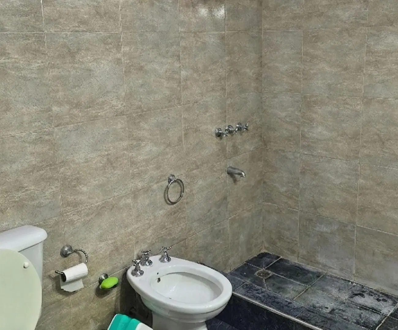 CASA VIVIENDA UNIFAMILIAR CON PILETA  - RANELAGH 5