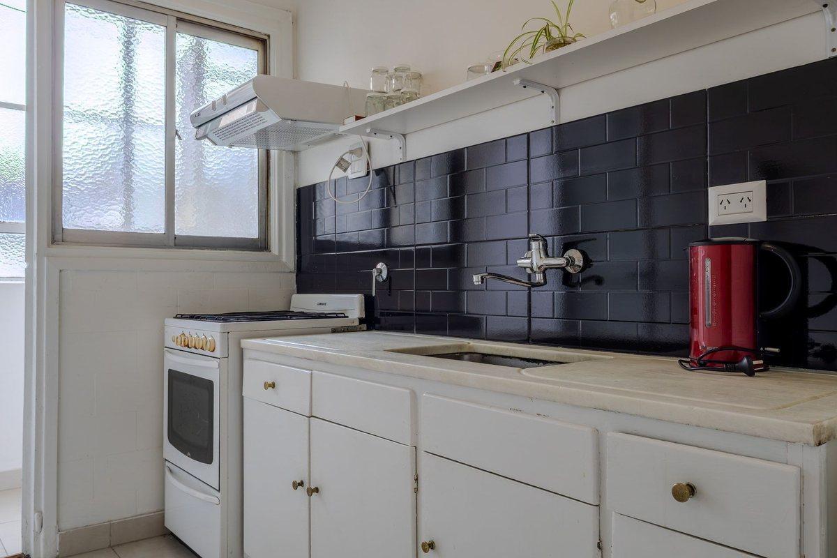 Foto de VENTA DEPARTAMENTO 4 AMBIENTES SEMIPISO CABALLITO, imagen 1