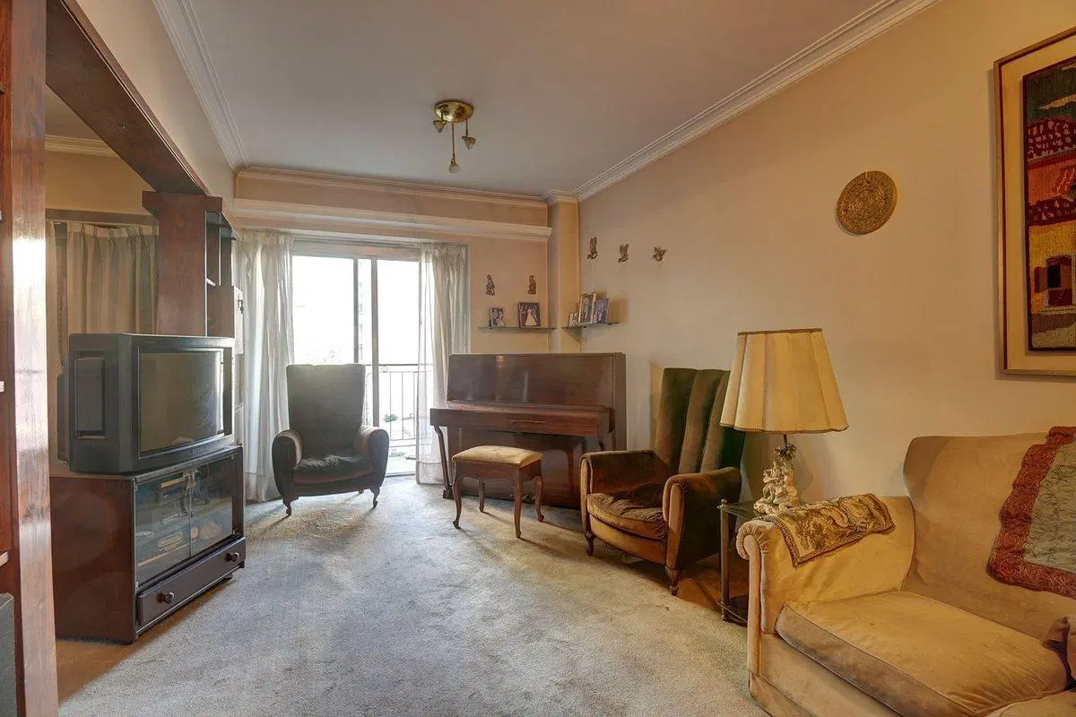 Venta  Departamento 4 ambientes Parque Chacabuco 5