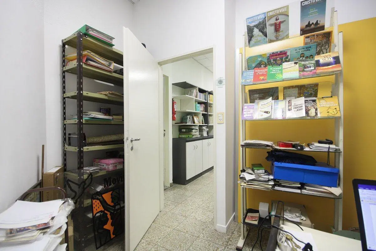 VENTA LOCAL A LA CALLE CON DEPOSITO SAN CRISTOBAL 8