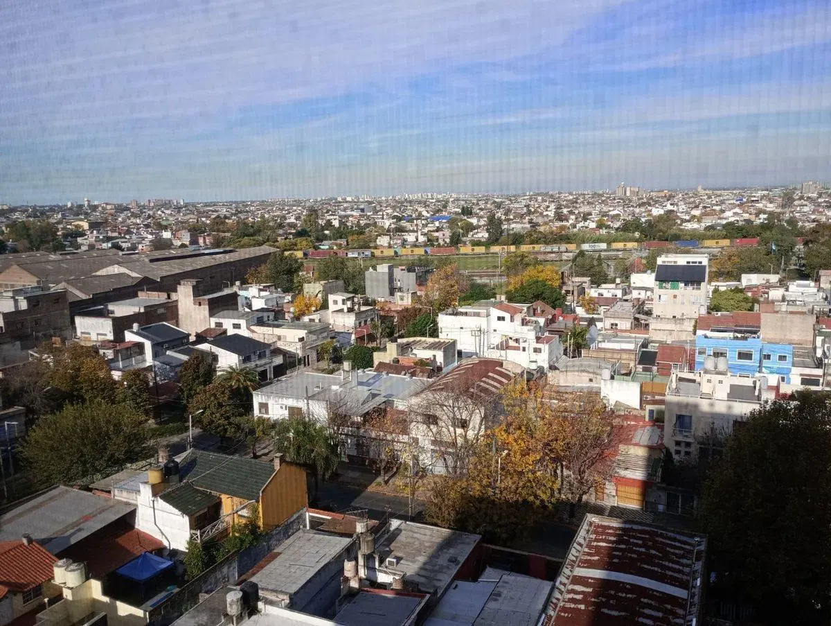 Venta dpto 4 ambientes en Avellaneda 8