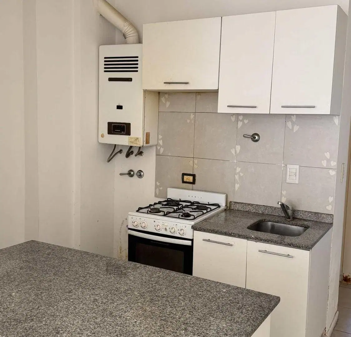 ALQUILER DEPARTAMENTO 2 AMB. SAN CRISTOBAL COCHERA 4