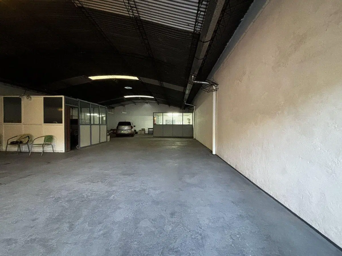 VENTA DE GALPON Y CASA EN VILLA SARMIENTO R MEJIA 2